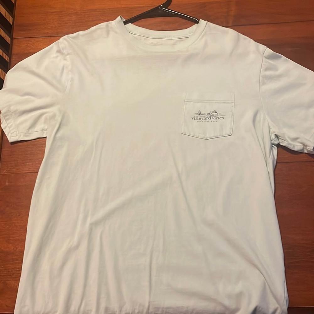 Vineyard Vines Men's Toss One Back Fish Pocket Blue L/S T-Shirt